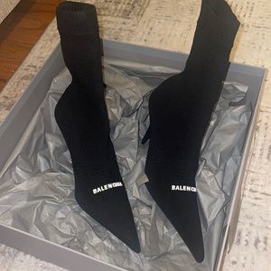 Barely worn AUTHENTIC Balenciaga bootie
